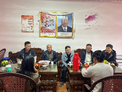 8深圳疾控专家组赴林芝市及察隅县调研工作简报.jpeg