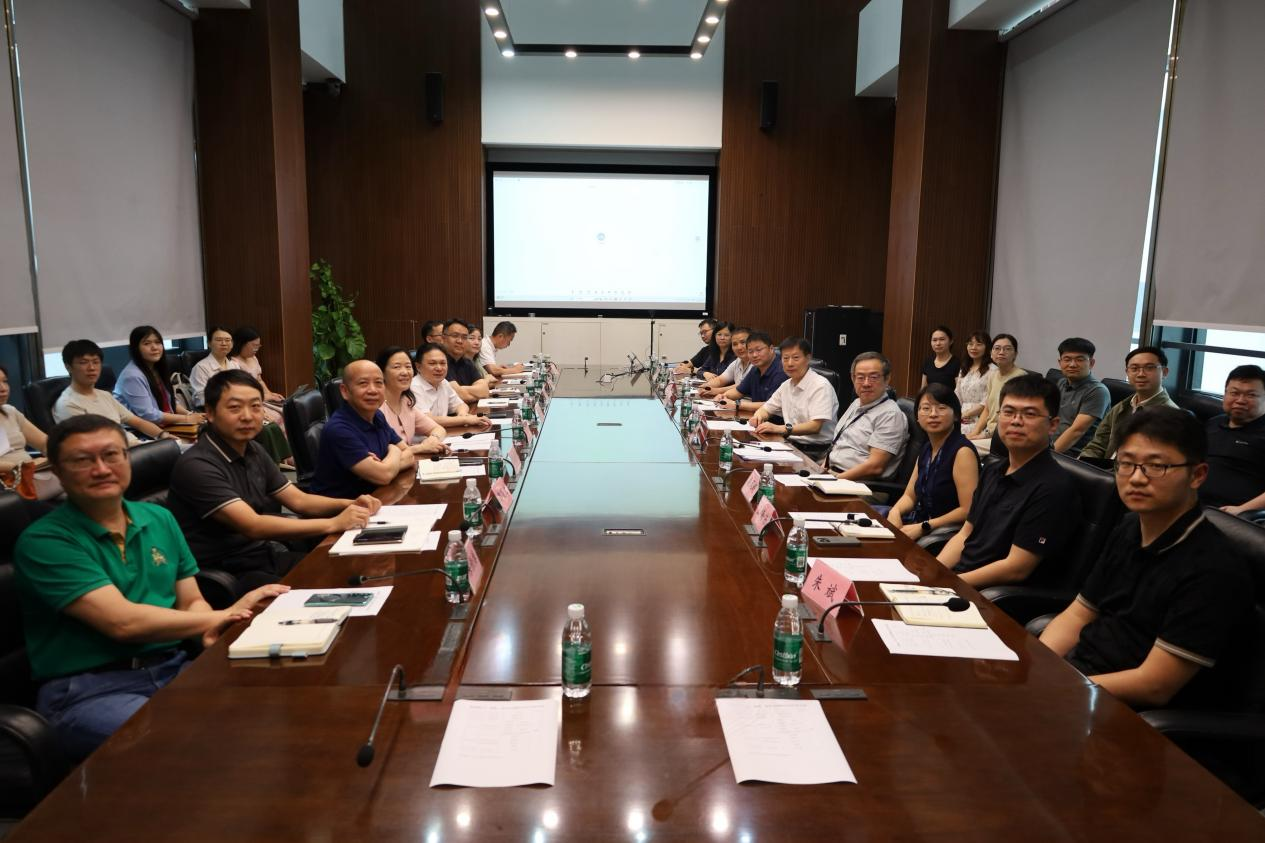 1深圳市疾控中心与南方科技大学成功举办科技助力“双热”防控专题研讨会.png
